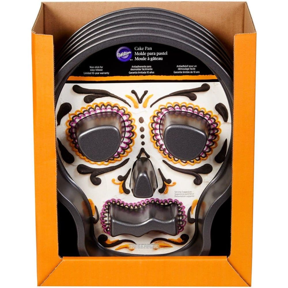 Wilton Counter Display Skull Pan