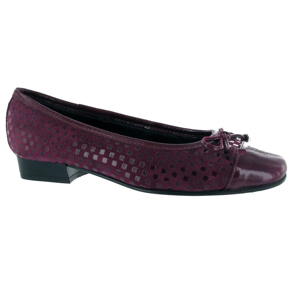 Riva Andros Suede Ballerina / Womens Shoes