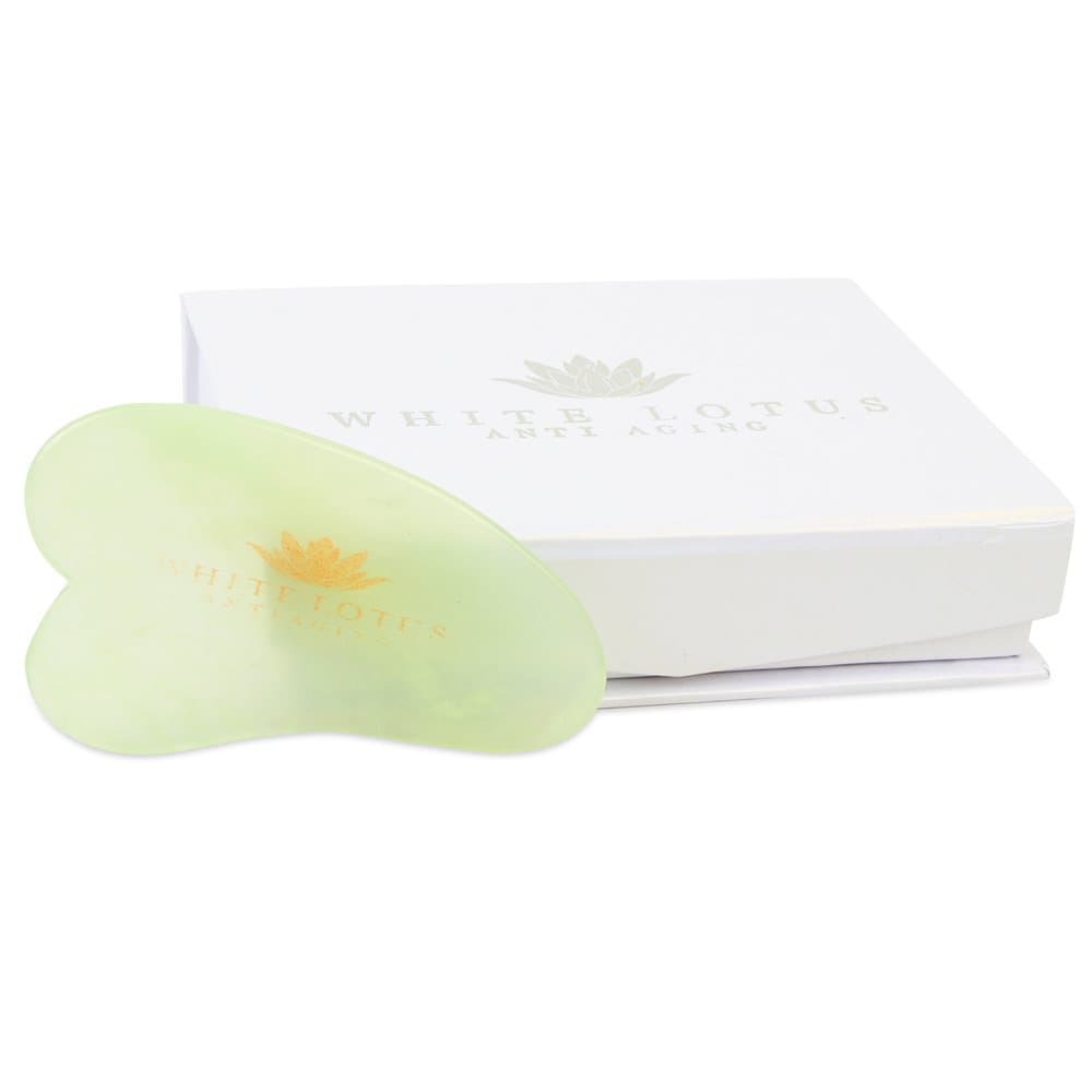 Jade Gua Sha - Naturkemikaliefri krystal i en Signature Silk Lined Box