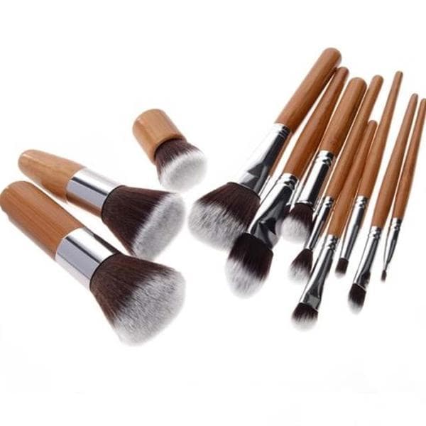 11 pcs. Professional bamboo makeup brushes
