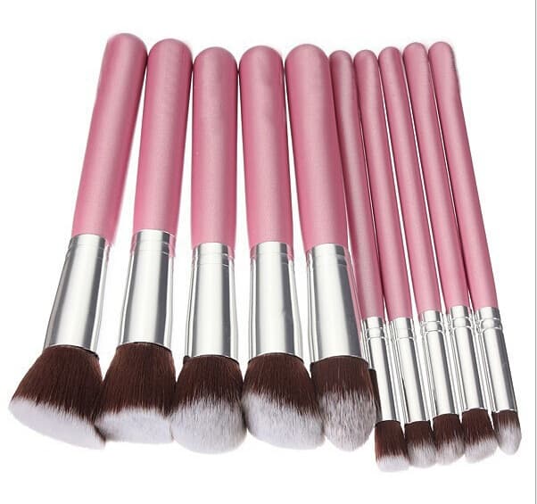 10 pcs. Pink / Silver makeup brushes of good quality