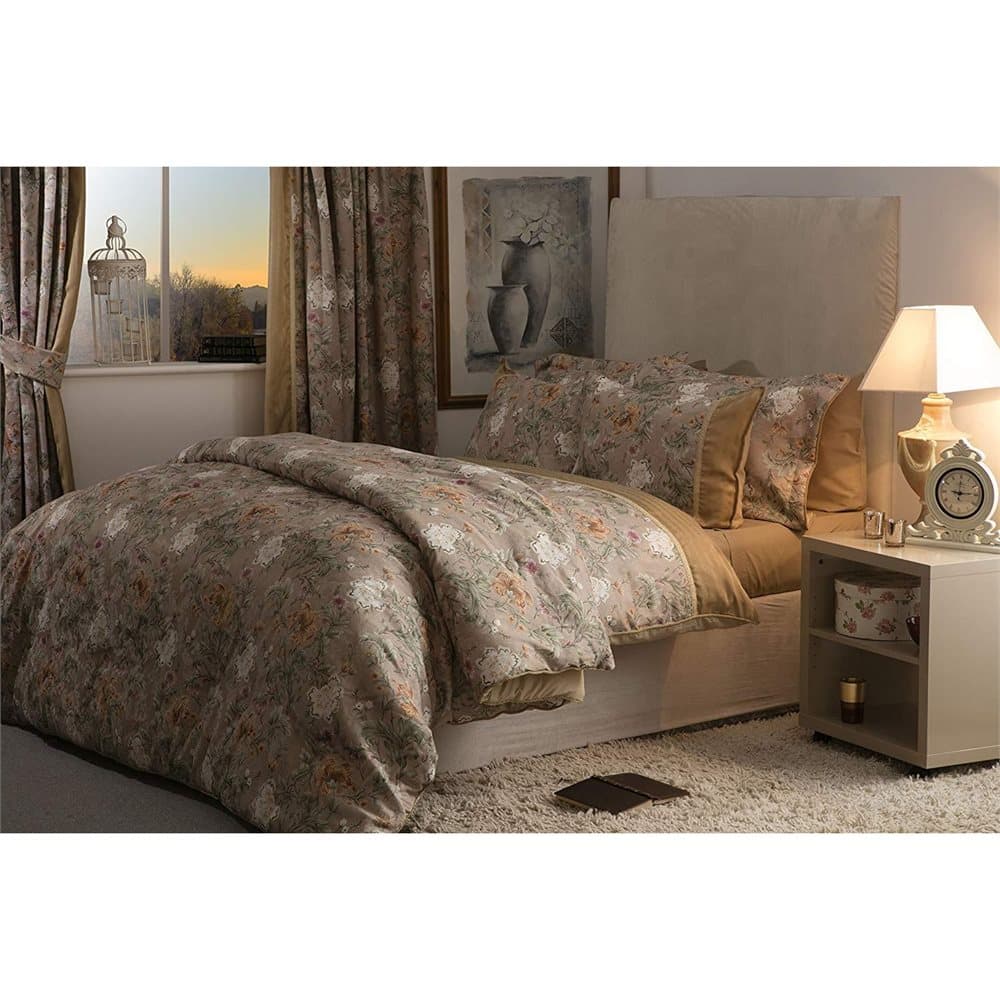 Belledorm Isabelle Comforter Set