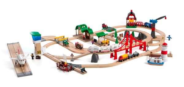 Brio World railway set Deluxe