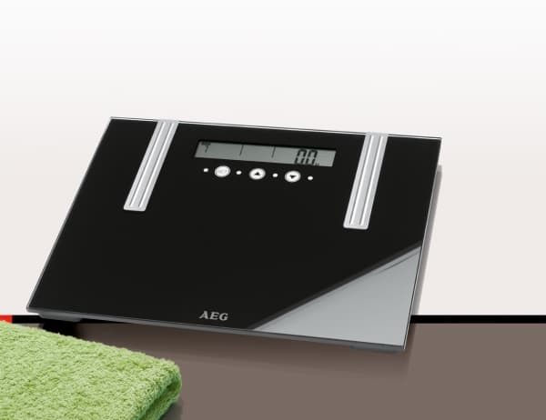 AEG PW 5571 FA, Elektronisk personvekt, 150 kg, 100 g, kg,lb,st, Svart, Glass