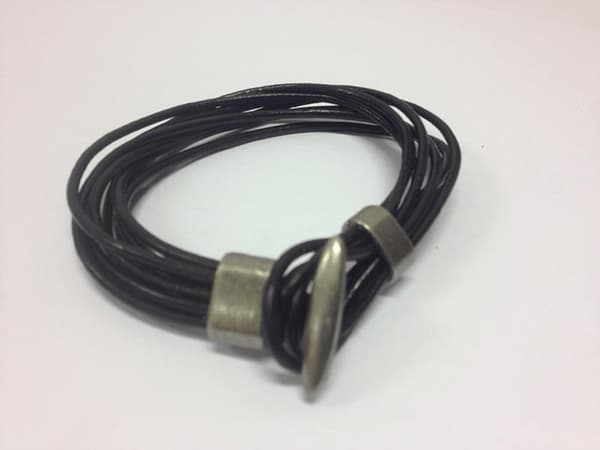 Armband ankarspänne med flera remmar i PU läder - 3 färger