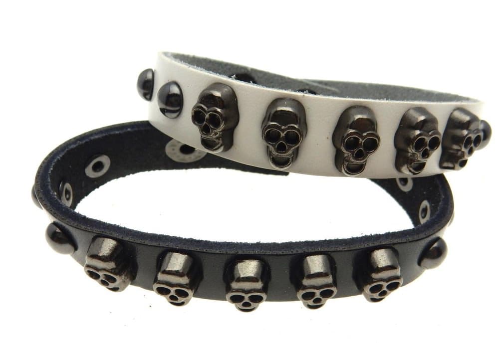 Nitarmband Döskallar