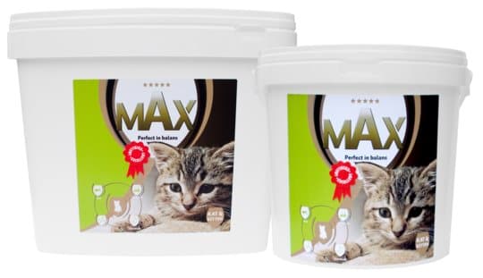 Max Kat en Kitten - Täysin tasapainoinen 5 tähden ruoka kissoille nuorista vanhoihin. Maxin ansiosta kissa saa maksimaalisen ravinnon! M (10KG)