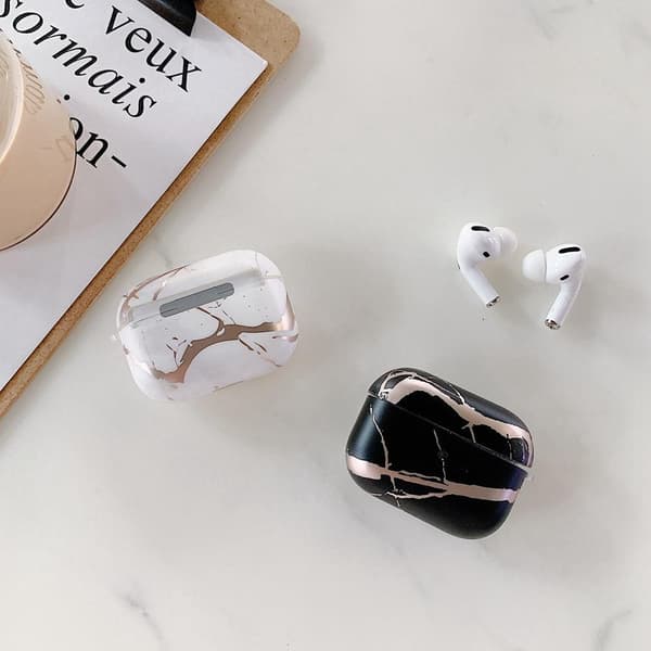 Airpods Pro -kuori on ylellistä marmorikuviota