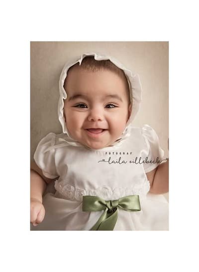 Christening bonnet Grace-Rose in satin and chiffon ruffel