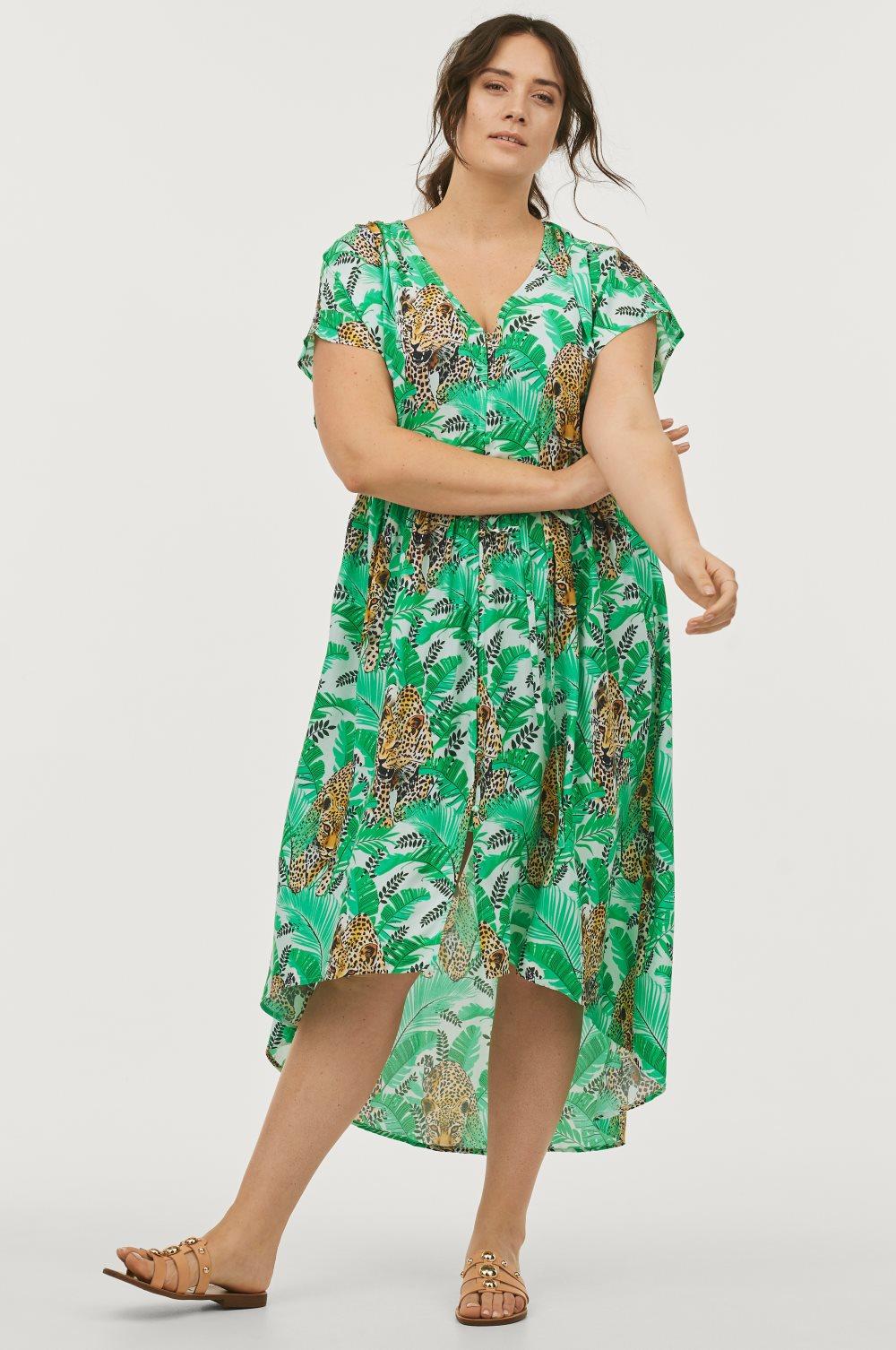 Kjole med kledde knapper