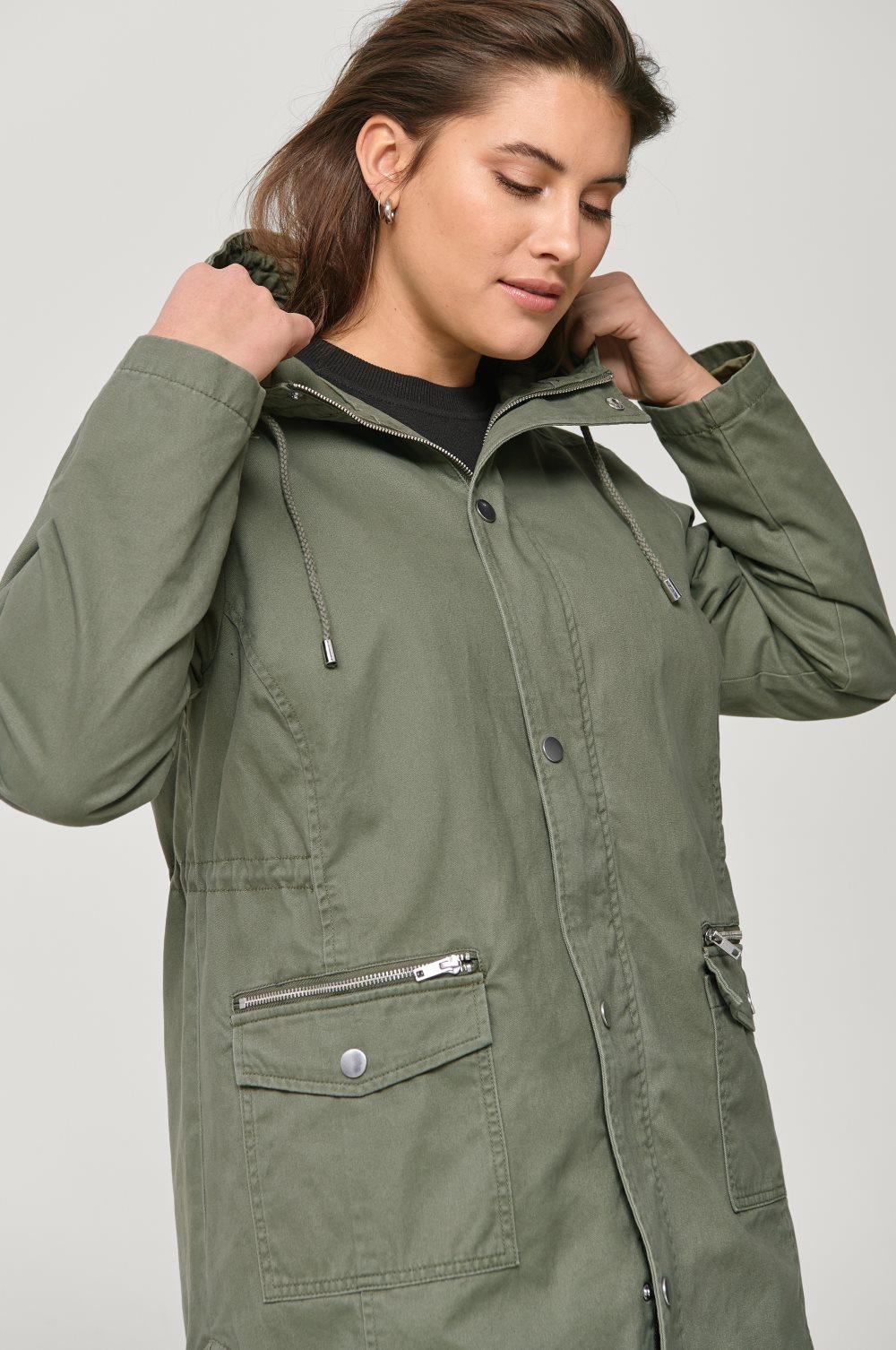 Parkas Adina