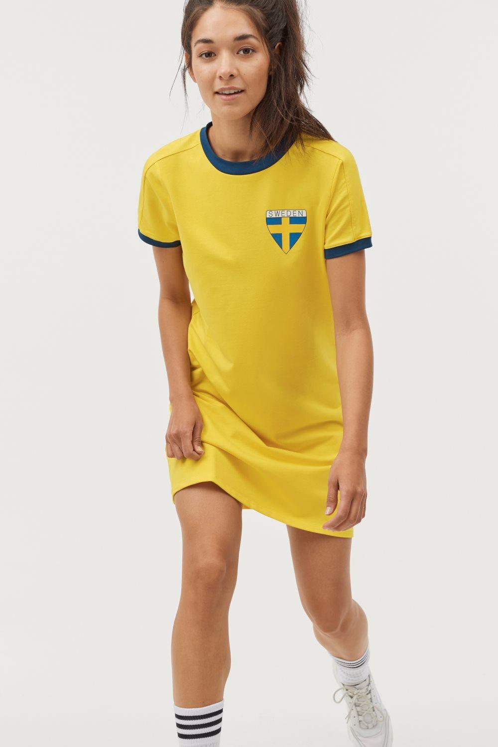 Kjole med Sverige-trykk