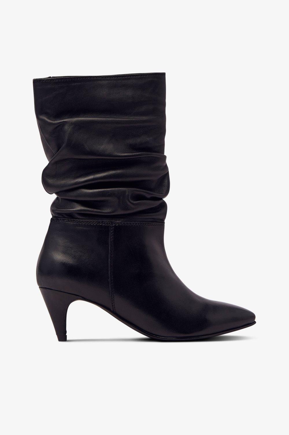 Boots Osaka