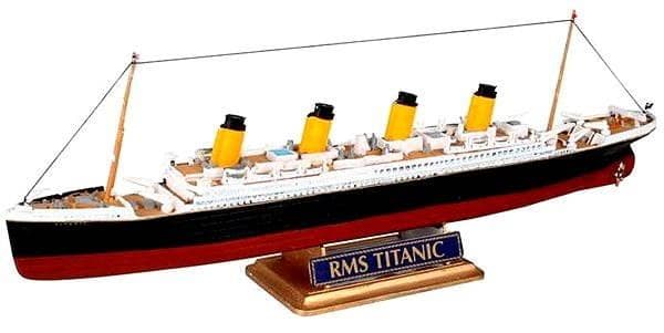 Revell Model-Set R.M.S. Titanic 1:1200