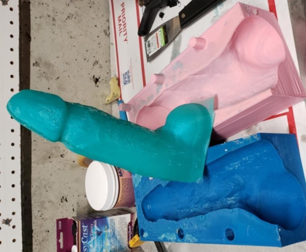Dildo mold (Make your own dildo (Size: MEDIUM)