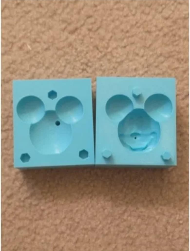 (Small) Mickey mouse mold / Mussepigg form Orange
