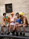 Pikkukuva 9 / 11: Funidelia | Tahvo Soranen asu - Kiviset ja Soraset VIRALLINEN miehille ▶ The Flintstones, Piirretty, Kiviset ja Soraset, Luolamies