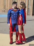 Miniatyrbillede 5 af 11: Funidelia | Sexet Supergirl kostume OFFICIELLE til kvinder ▶ Kara Zor-El, Superhelte, DC Comics