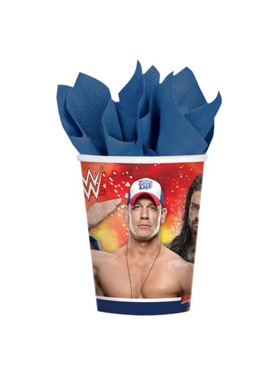 Sett med 8 WWE kopper