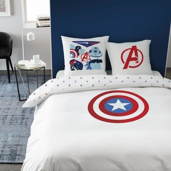 AVENGERS dynebetræk + 2 pudebetræk - 200 x 200 cm - skjold
