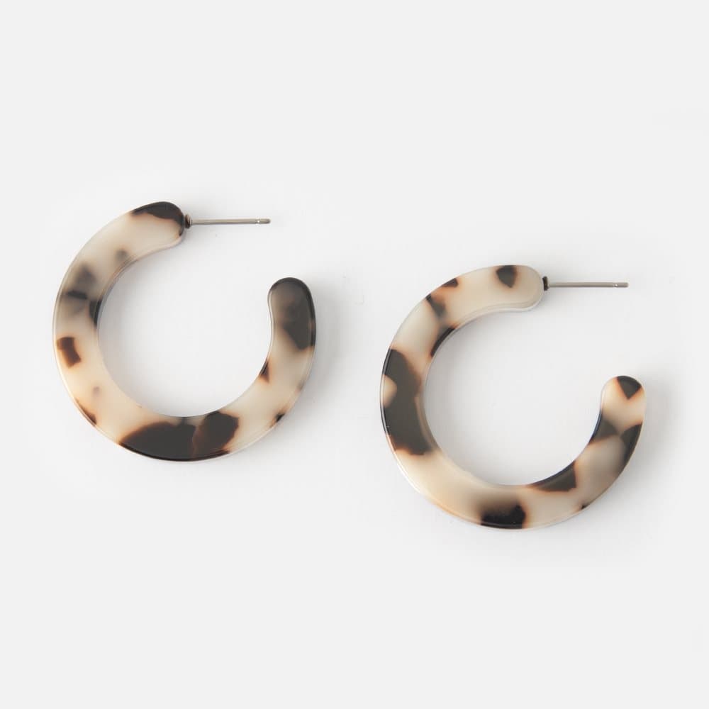 Brune resin øredobber