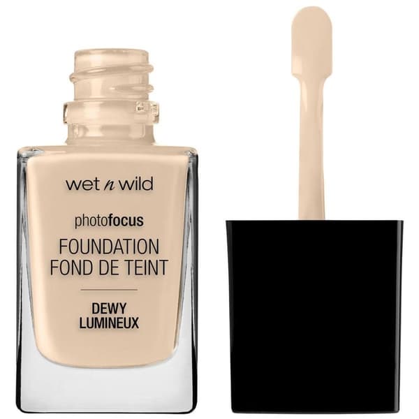 Wet n Wild Photo Focus Dewy Foundation - Nude Ivory