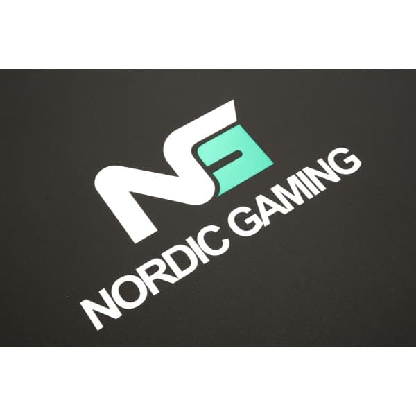 Nordic Gaming Guardian stoleunderlag. 120x100cm. Sort/Grøn.