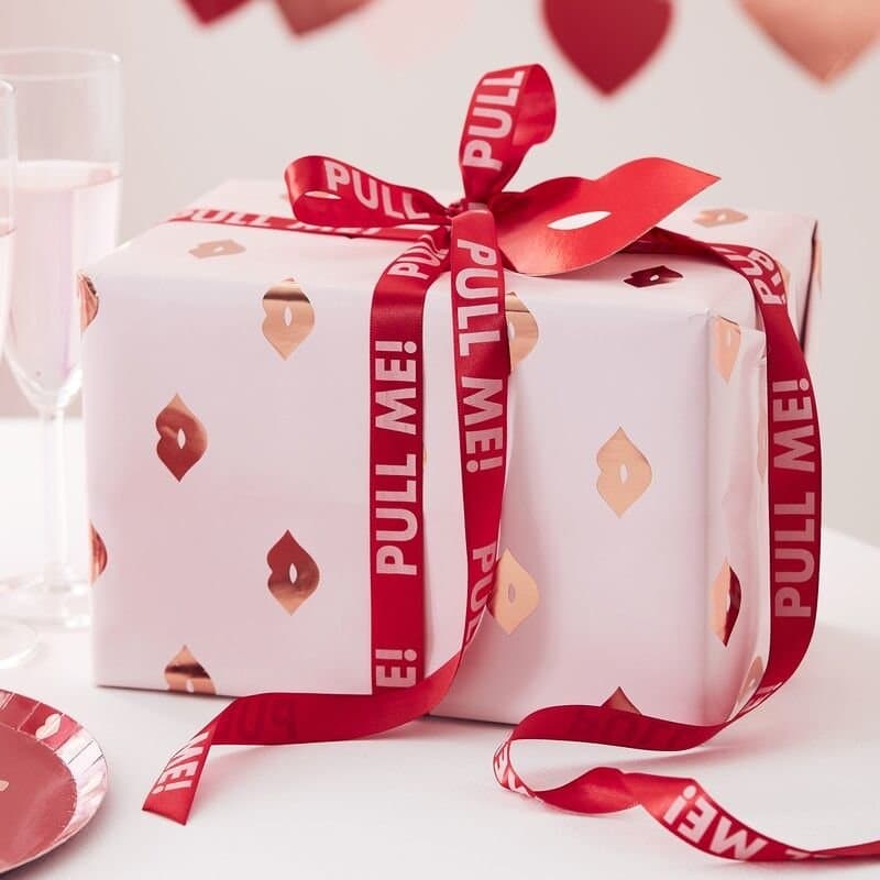 Roséguldfolierat Presentpapper Satinband Set Läppar