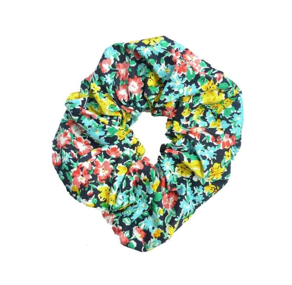 Stor Blommig Scrunchie