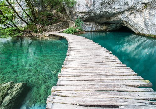 Bild av Foto Tapet Romantic Wood Walk - en kvalitetstapet till marknads bästa pris!