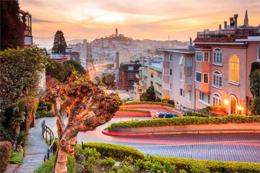 Fototapet Lombard Street in San Francisco
