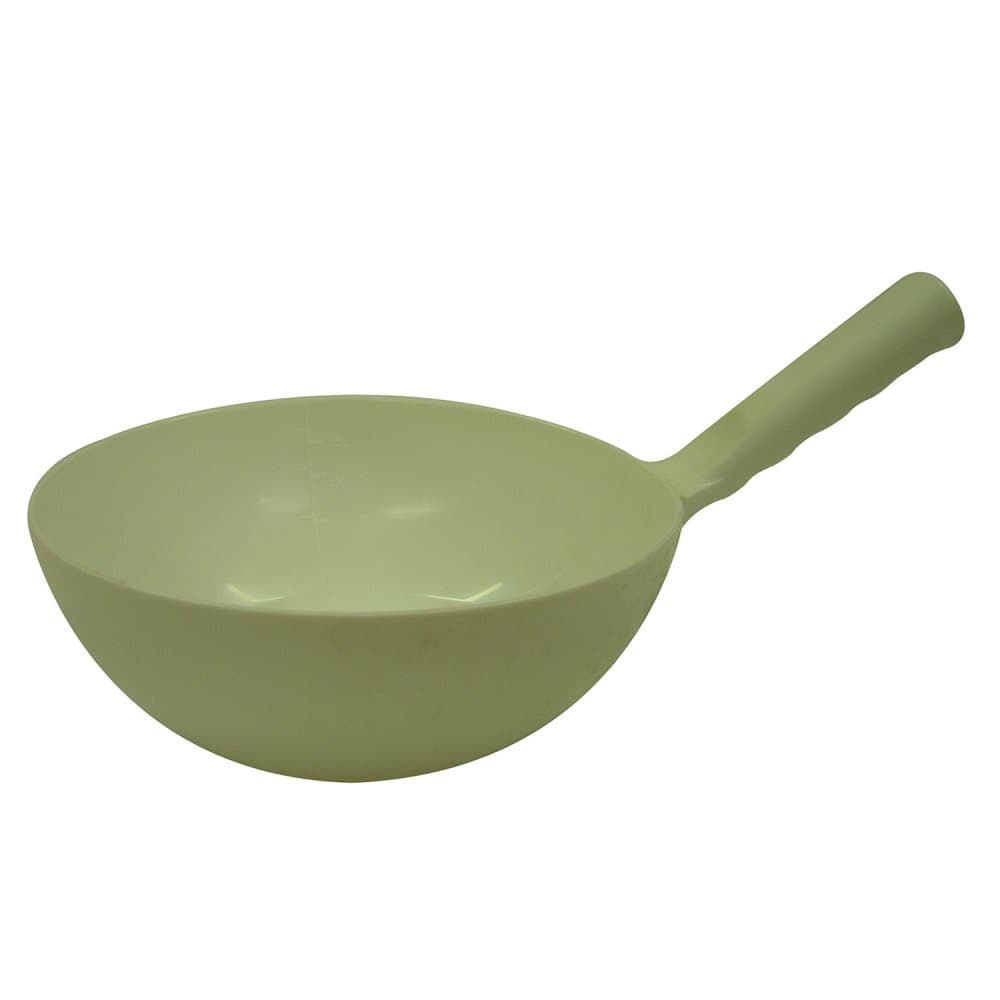 Harold Moore Plastic Round Feed Scoop