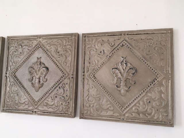 Tavla i metall säljes i 2-pack - handgjorda 41x41x3 cm
