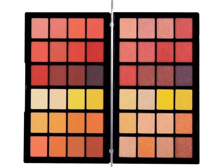Makeup Revolution REVOLUTION * Color Book Shadow Palette CB03