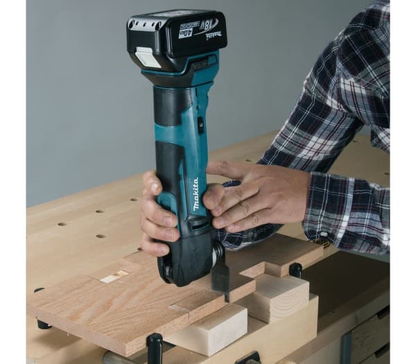 Makita Multikutter 18V m/hurtigfeste DTM51Z (kun maskin)