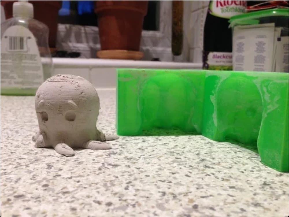 Medium, Octopus mold / Bläskfisk form Green