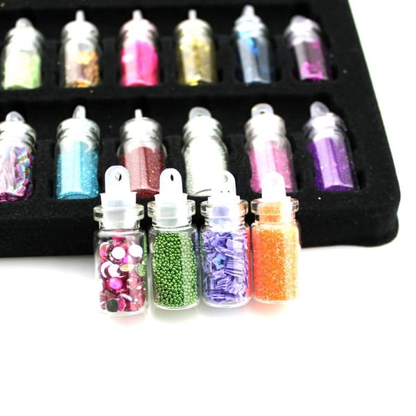 Nail Art / Kynsikoriste manikyyriin - 48 kpl.