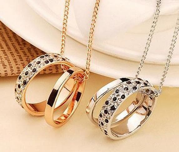 2 ringar pedant halsband klassisk stil