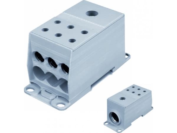 1-potensial CU distribusjonsblokk, 175 A, innganger: 1 x 95 - 240 mm2 (solid), eller 1 x 70 - 185 mm2 (trådet), utganger: 6 x 10 -50