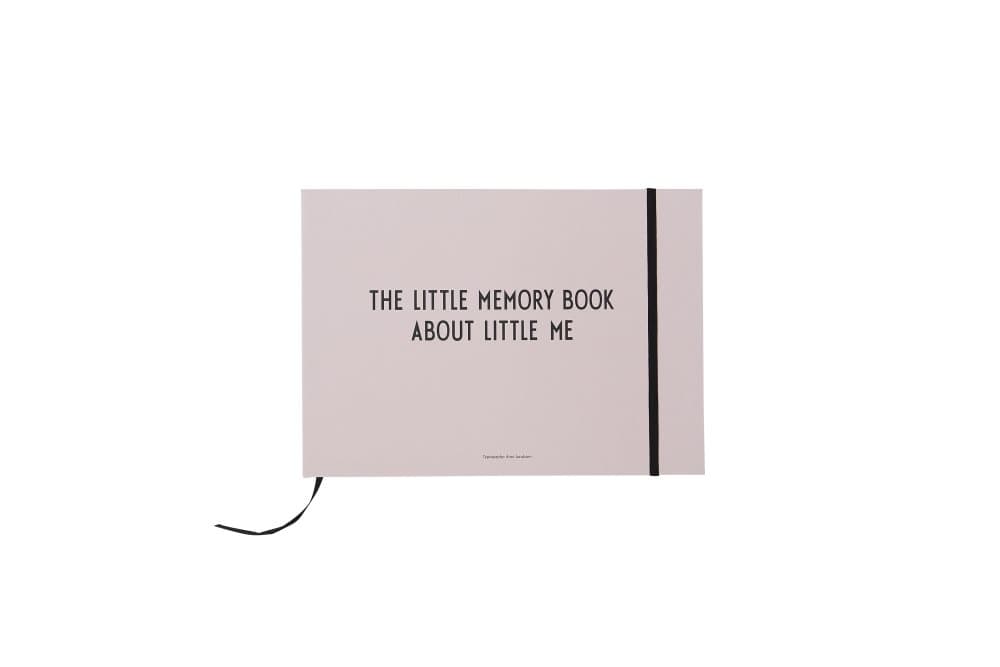 Design letters Lilla minnesboken om lilla mig Rosa