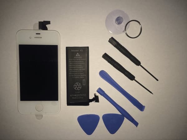 iPhone 4S LCD Display Skärm - Inkl Batteri/Verktyg (AAA+)