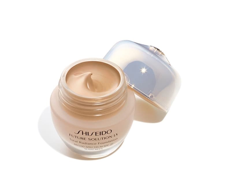 Shiseido Total Radiance Foundation, Krukke, Krem, Natural, Universell, Fuktighets krem, Shine (lys), Utjevning, Mykgjører, Radiant (skinnende)