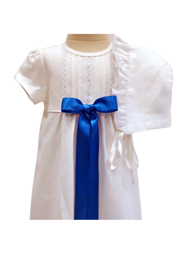 Christening gown and bonnet, short sleeves, turquoise bow. Grace of Sweden