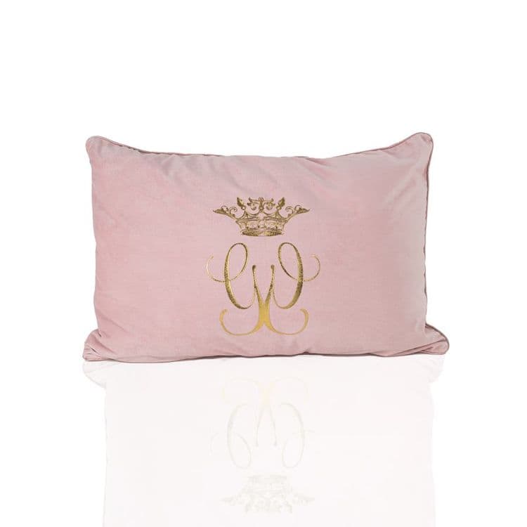 Kuddfodral Royal rosa från CAROLINA GYNNING