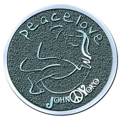John Lennon Pin Badge: Peace & Love
