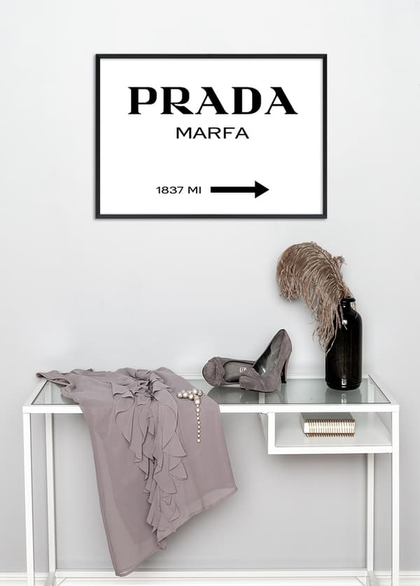 Prada Marfa Juliste