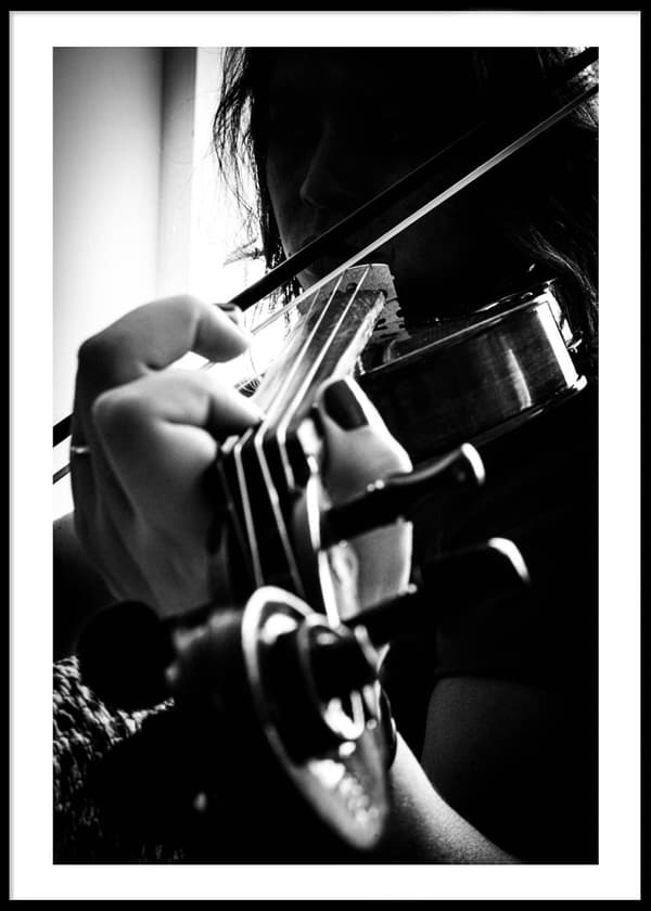 VIOLIN PLAYER  POSTER