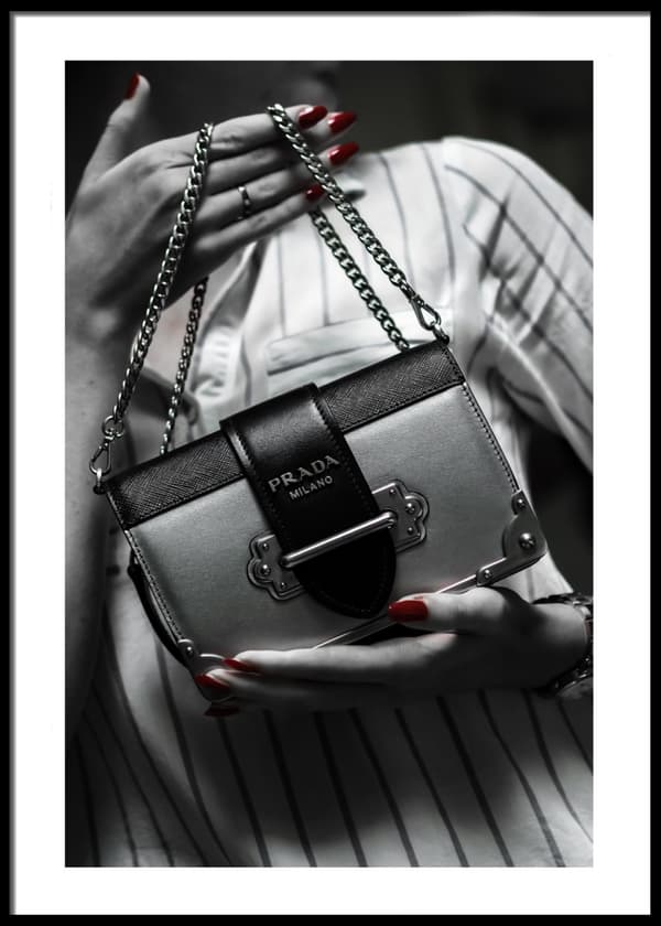 PRADA VÄSKA POSTER