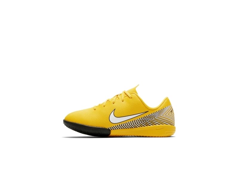 Nike Jr. Mercurial Vapor XII Academy Neymar Jr. IC, Fodbold, Hanstik, Barn, Sort, Hvid, Gul, EUE, Monoton