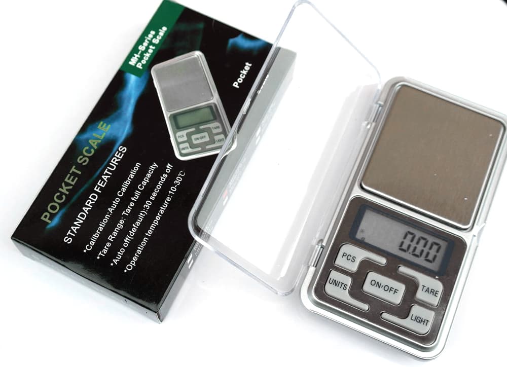 Taskuvaaka 500g - 0.01g - Patteri mukana -